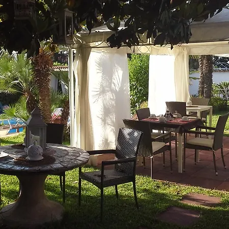 Carmen On Etna Bed & Breakfast 4*
